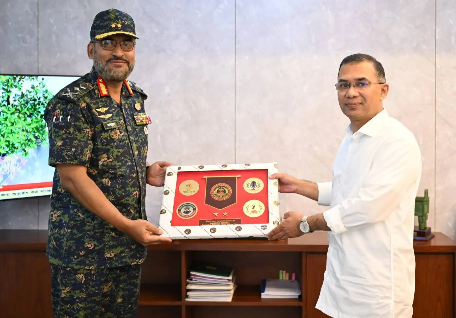 বাংলাদেশ আনসার ও গ্রাম প্রতিরক্ষা বাহিনী একক বাহিনী হিসেবে পৃথিবীর সর্ববৃহৎ বাহিনী