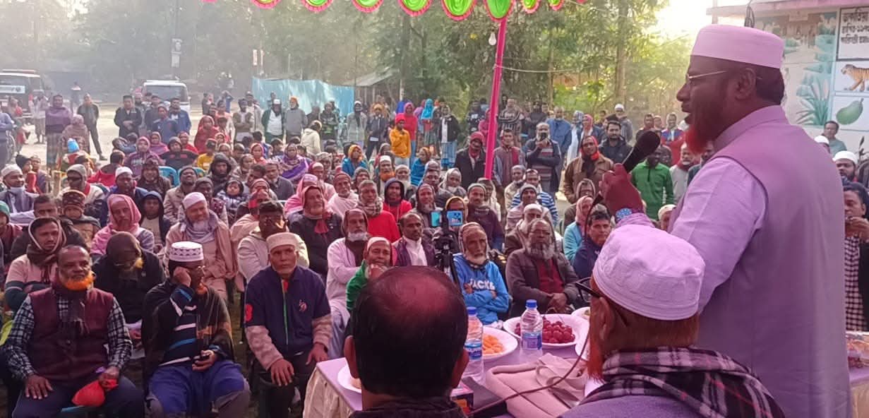 একটা দল যারা নিজেদের বড় মনে করে। ভোটের আগেই মনে করে ক্ষমতায় চলে গেছি।মিয়া গোলাম পরওয়ার