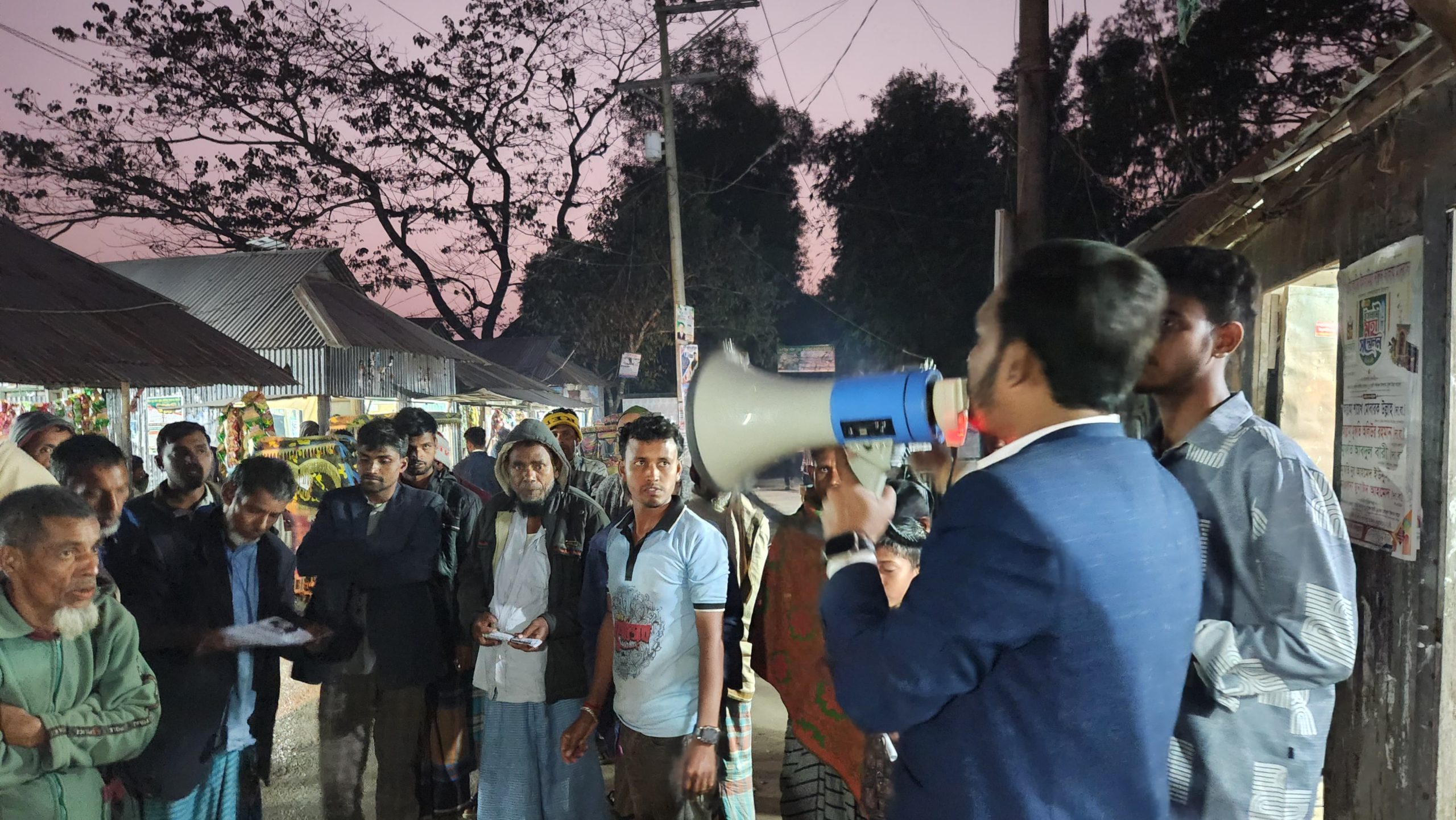 নাসিরনগরে ইনসানিয়াত বিপ্লবের প্রার্থীর নির্বাচনী প্রচারণা