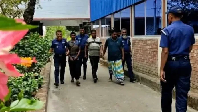 সাহাবুল হত্যা মামলা: ধইঞ্চা ক্ষেতে লাশের রহস্য উন্মোচন, ৪ আসামির যাবজ্জীবন।